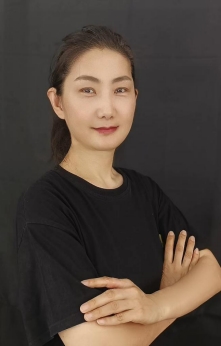 李玲